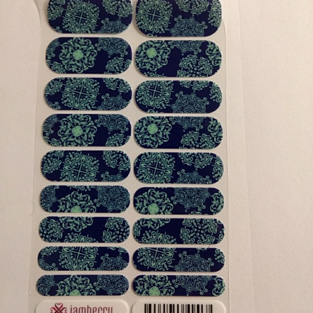 Jamberry Aqua Fleur nail wraps